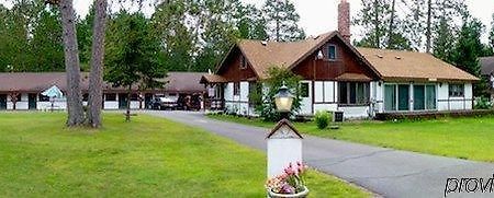 Northern Pine Inn เฮย์วาร์ด ภายนอก รูปภาพ
